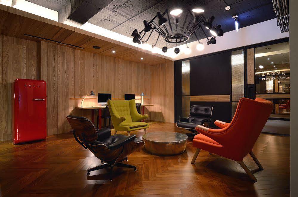 Reddot Hotel Taichung Exterior foto